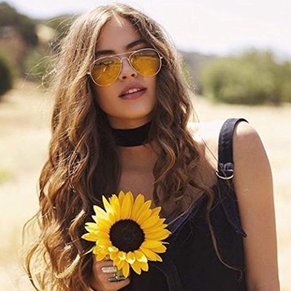 Retro Yellow Classic Aviator Sunnies - Picture 2 of 4